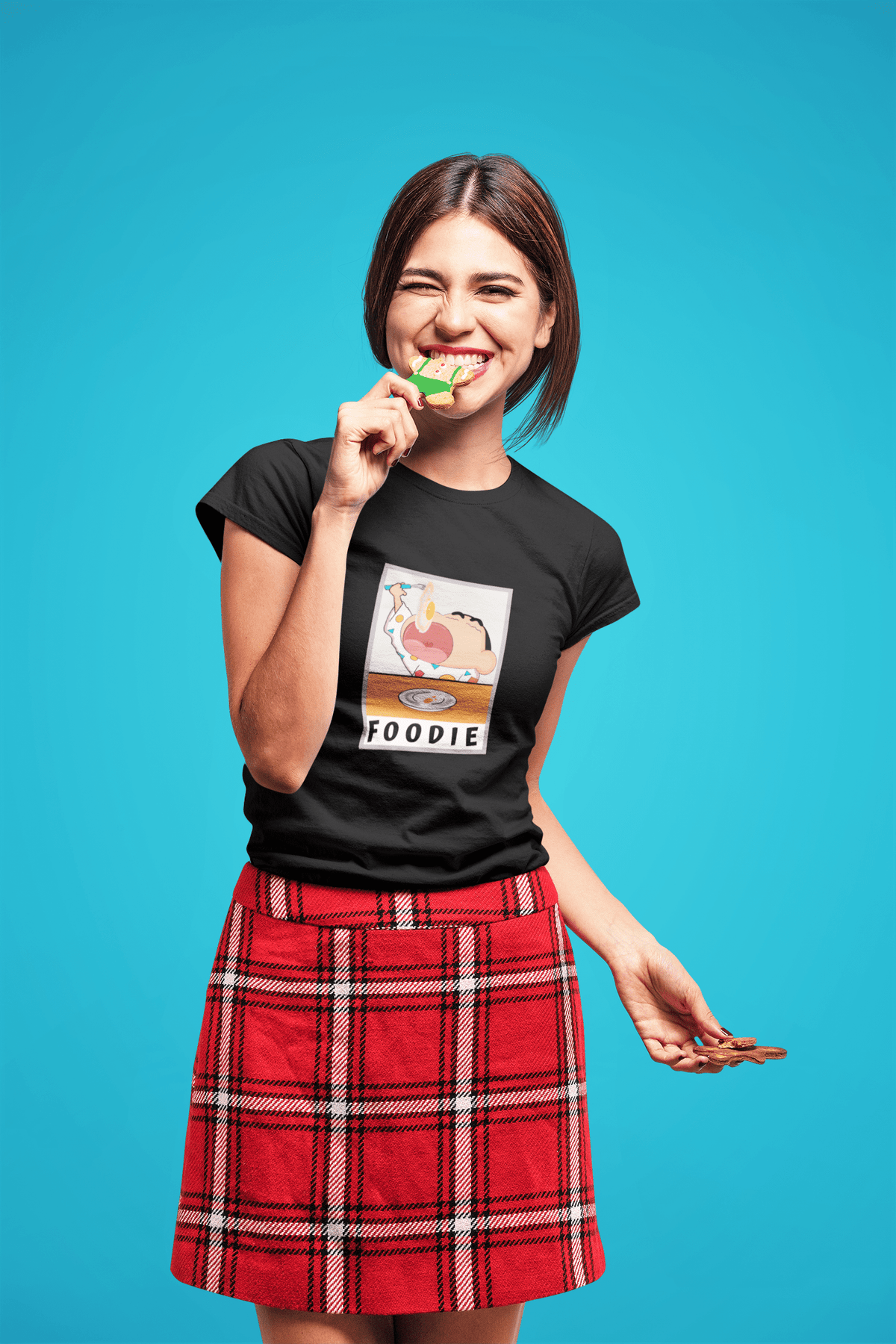 "FOODIE"- SHINCHAN : HALF-SLEEVE T-SHIRTS BLACK