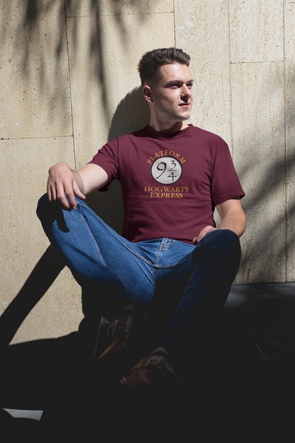 HOGWARTS EXPRESS Unisex Regular Fit T-Shirt