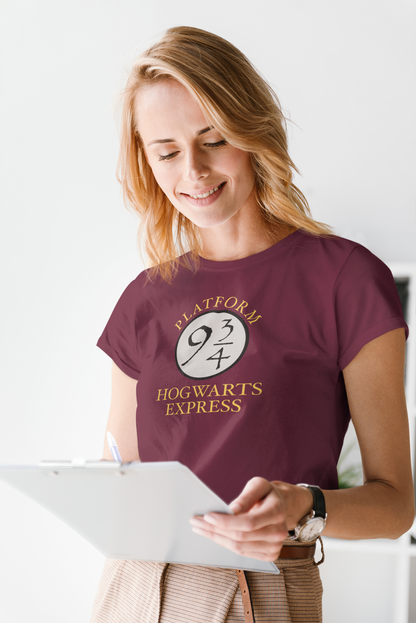 HOGWARTS EXPRESS Unisex Regular Fit T-Shirt