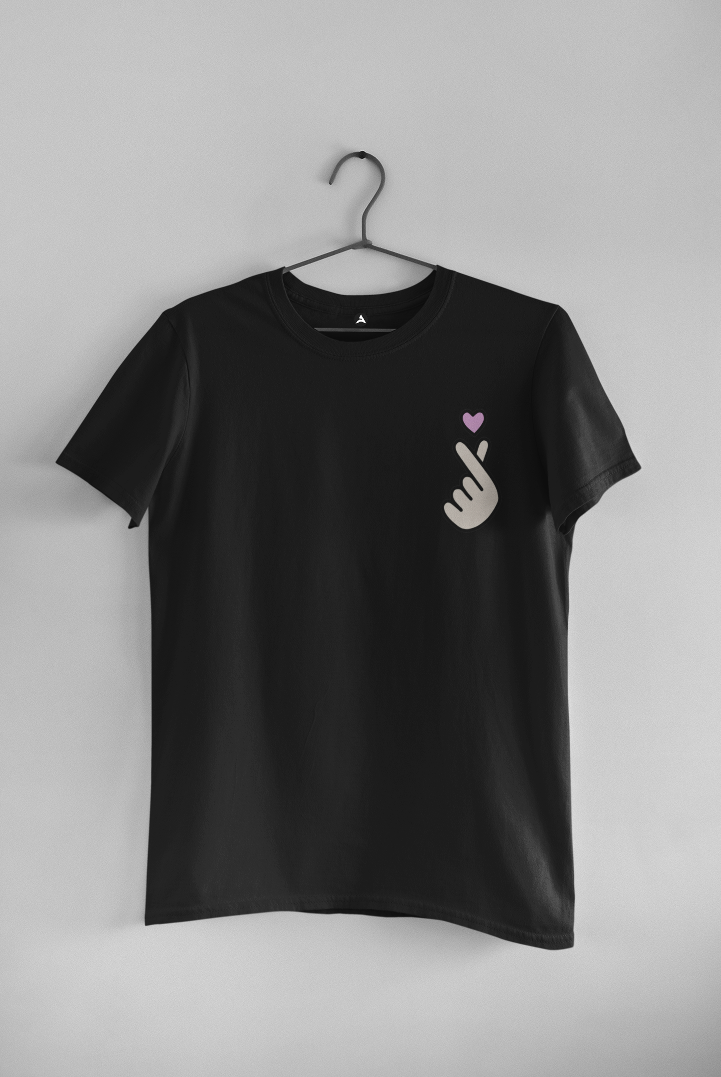 Saranghae : BTS Regular Fit T-Shirt BLACK