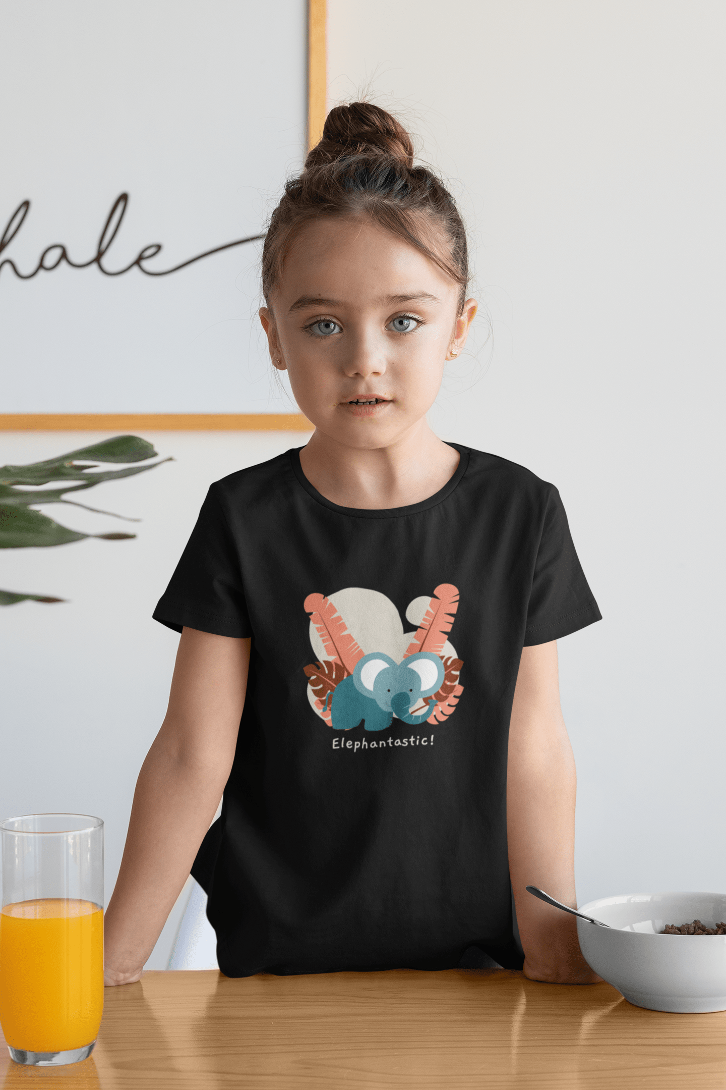 " ELEPHANTASTIC " KIDS HALF-SLEEVE T-SHIRT BLACK