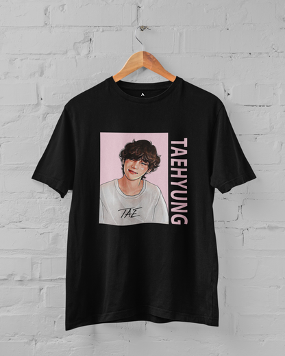 Kim Taehyung: Unisex Regular Fit T-Shirts BLACK