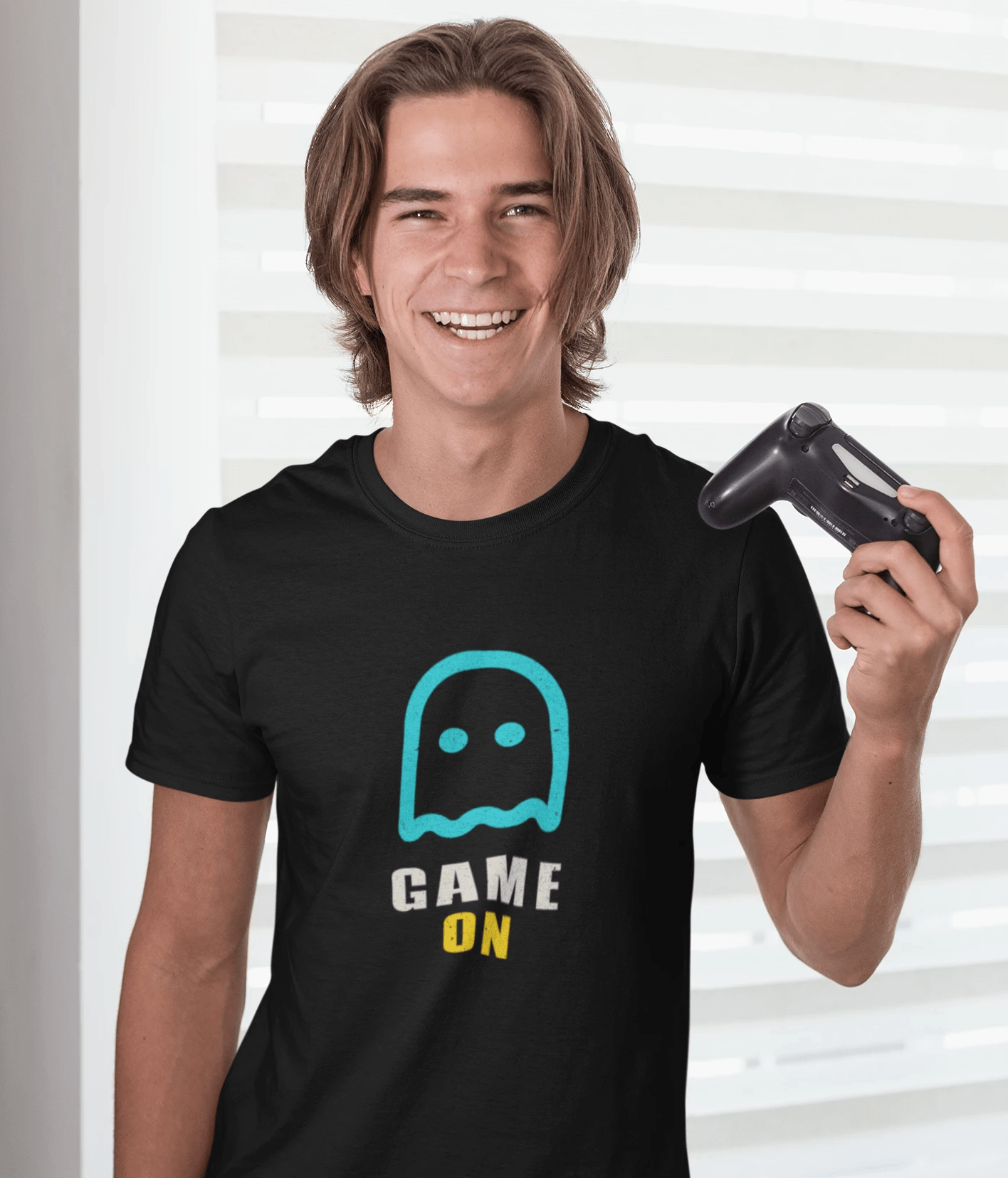 "GAME ON" - HALF-SLEEVE T-SHIRTS BLACK