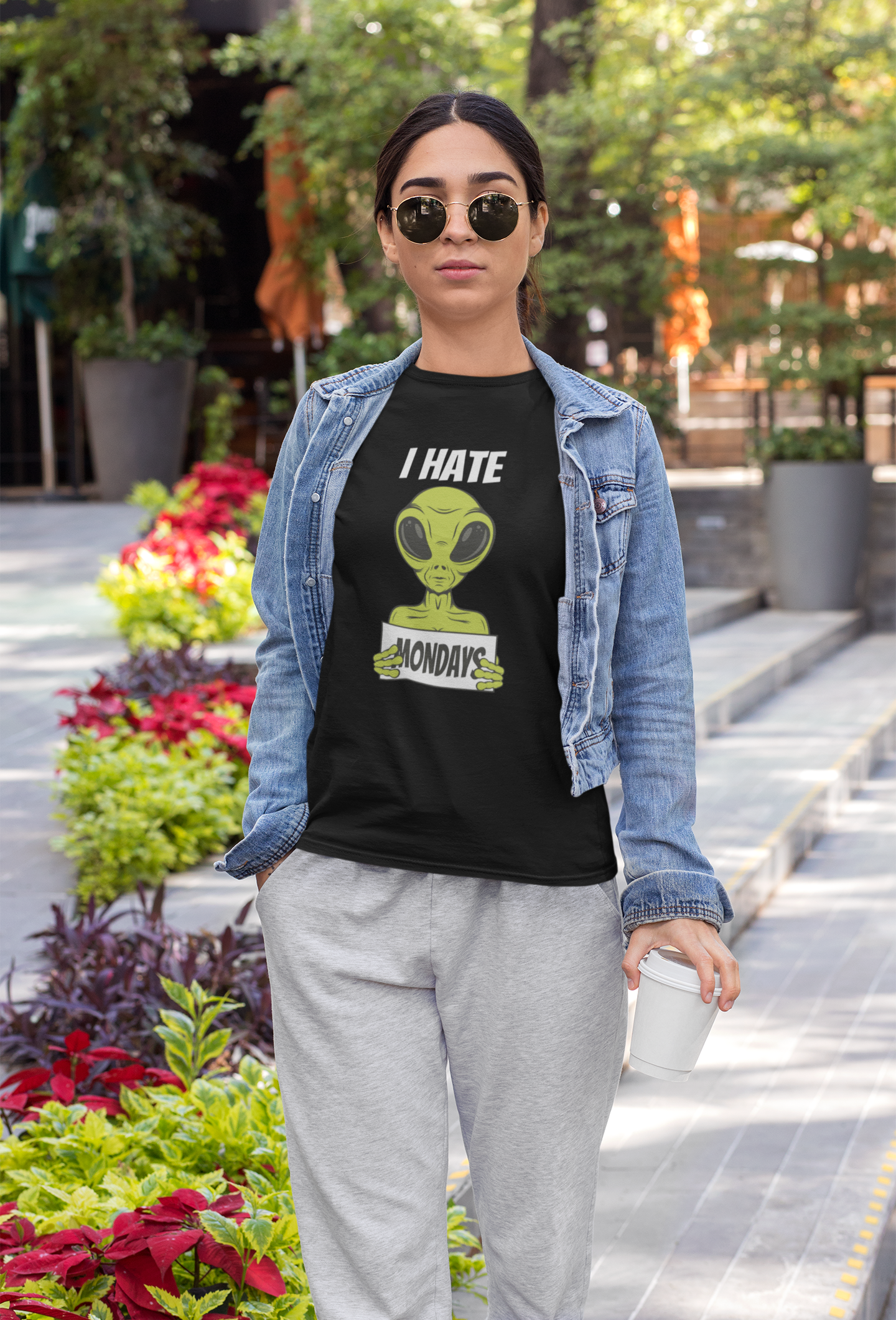 I HATE MONDAYS : ALIEN & SPACE- HALF-SLEEVE T-SHIRTS BLACK