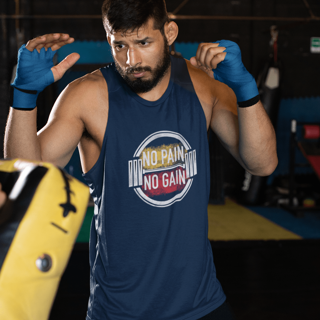 NO PAIN, NO GAIN: SLEEVELESS T-SHIRTS